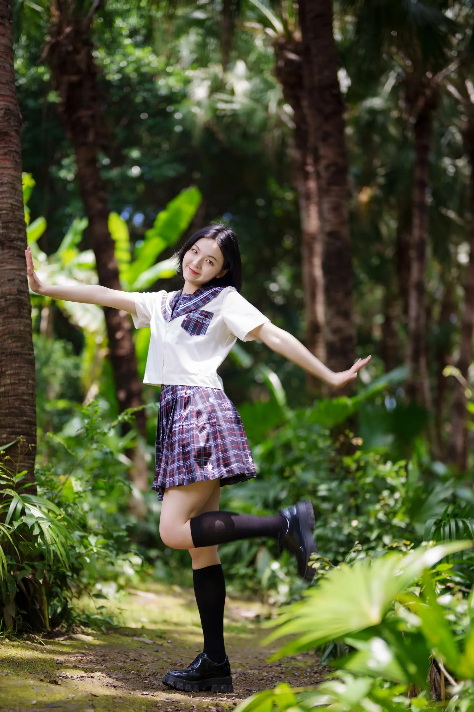 [YITUYU艺图语]2021.11.12 花田里的JK少女 dudu [51P]插图3